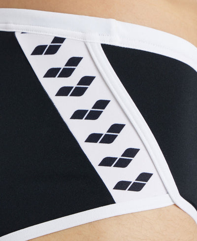 M Arena Icons Swim Low W Short Solid black-white